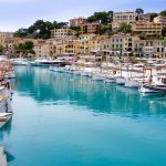 Puerto de Soller Puerto de Mallorca con barcos de lllaut en baleares